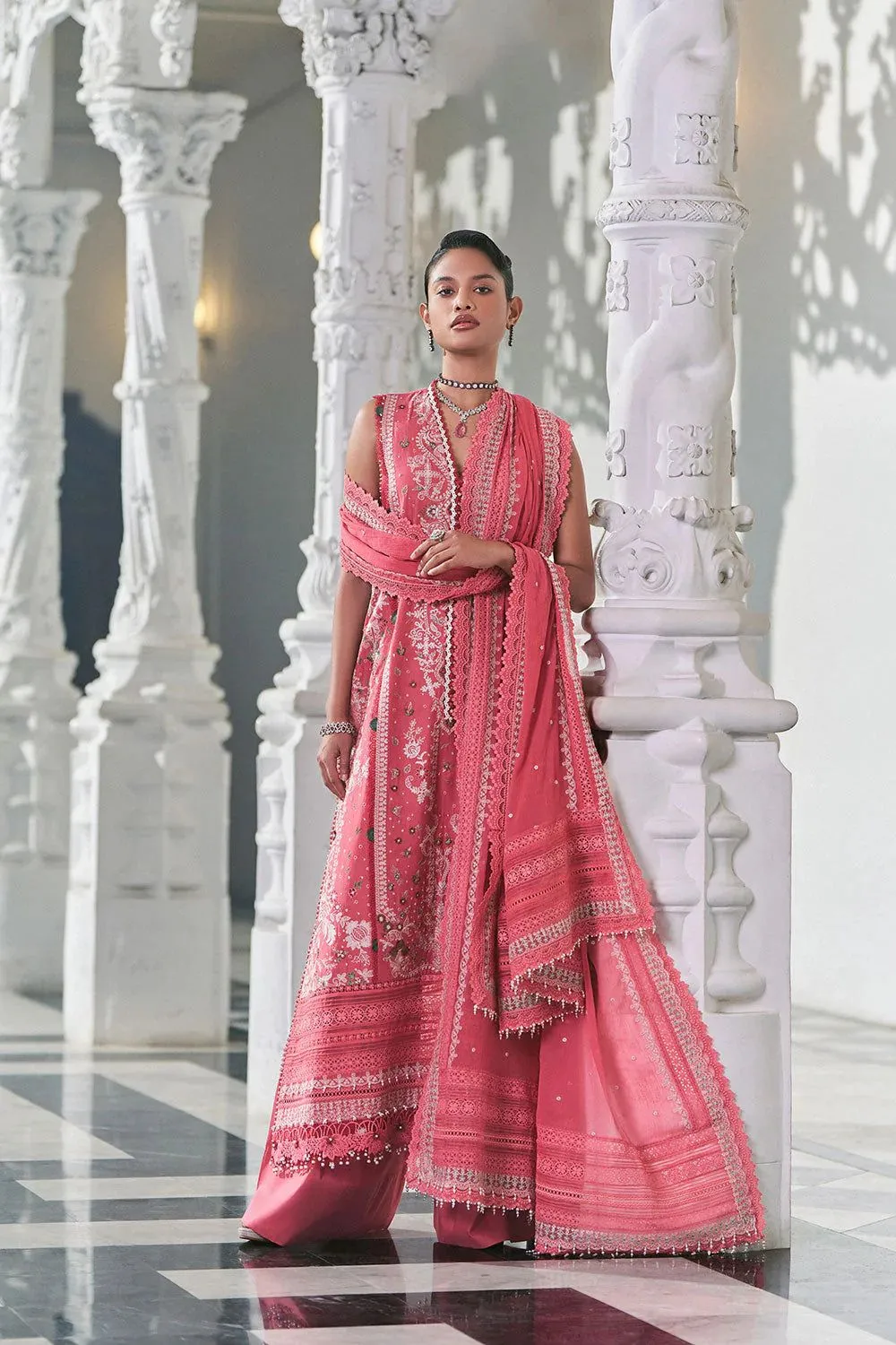 SOBIA NAZIR LUXURY LAWN