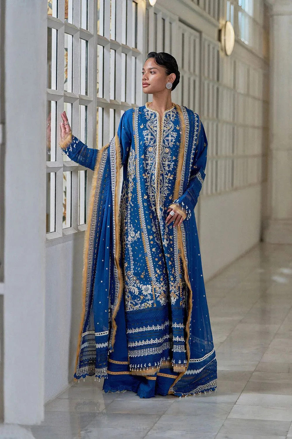 SOBIA NAZIR LUXURY LAWN