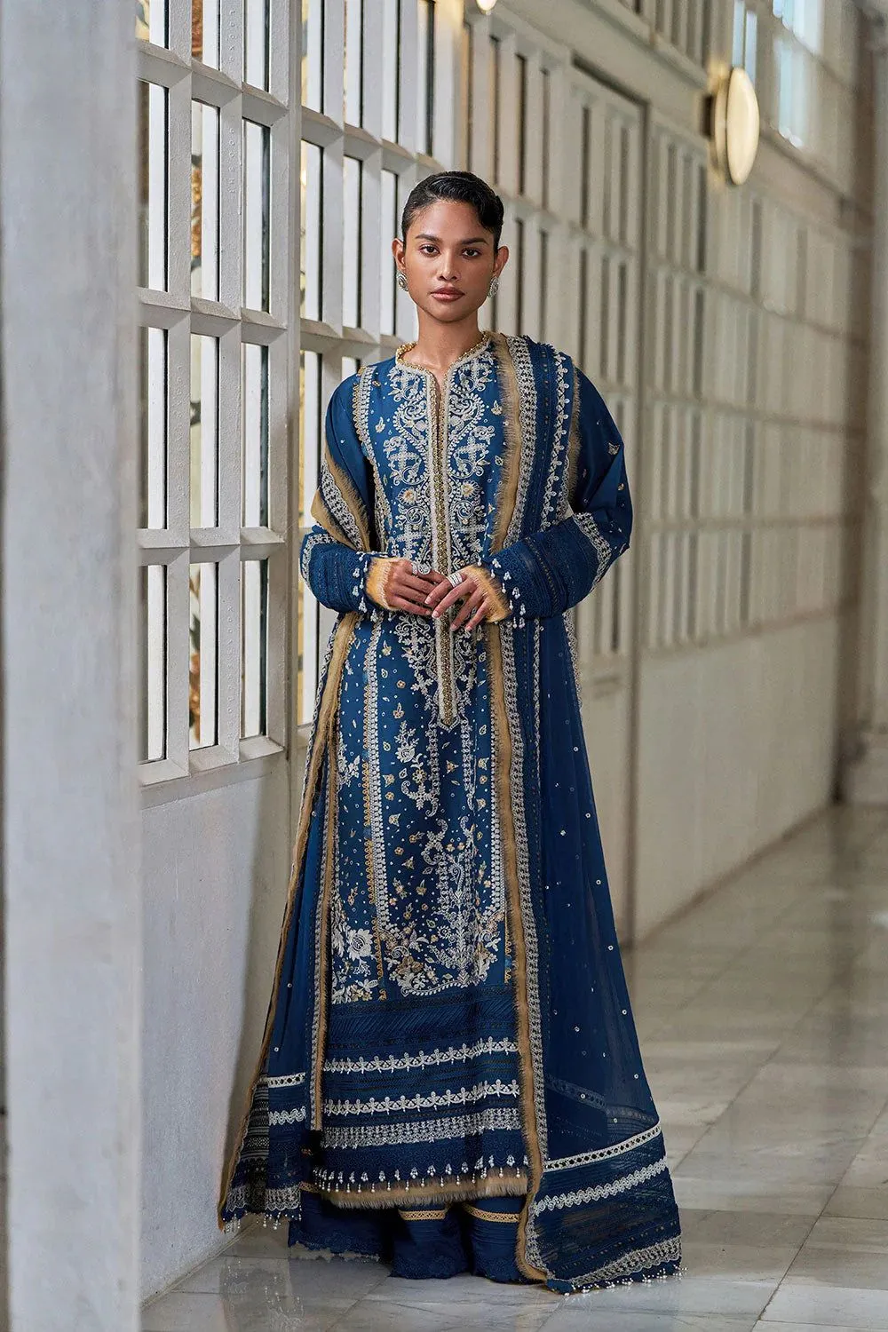SOBIA NAZIR LUXURY LAWN
