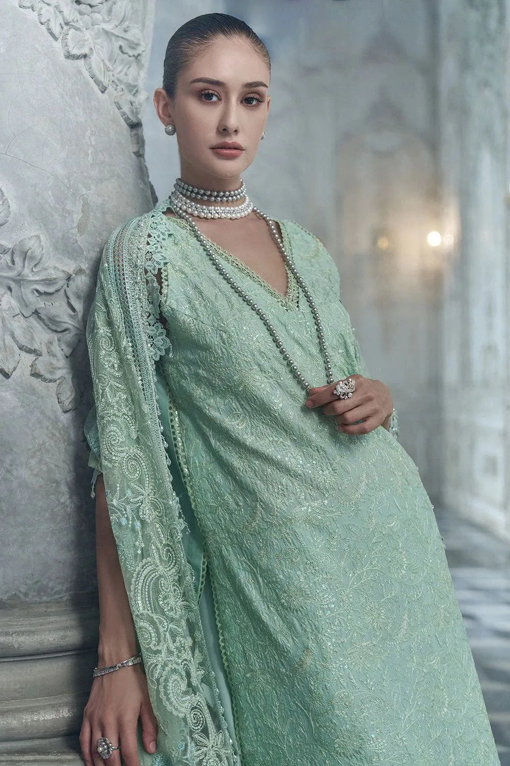 SOBIA NAZIR LUXURY LAWN