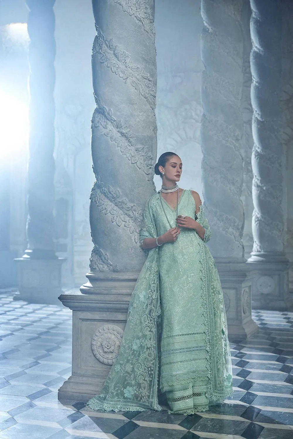 SOBIA NAZIR LUXURY LAWN