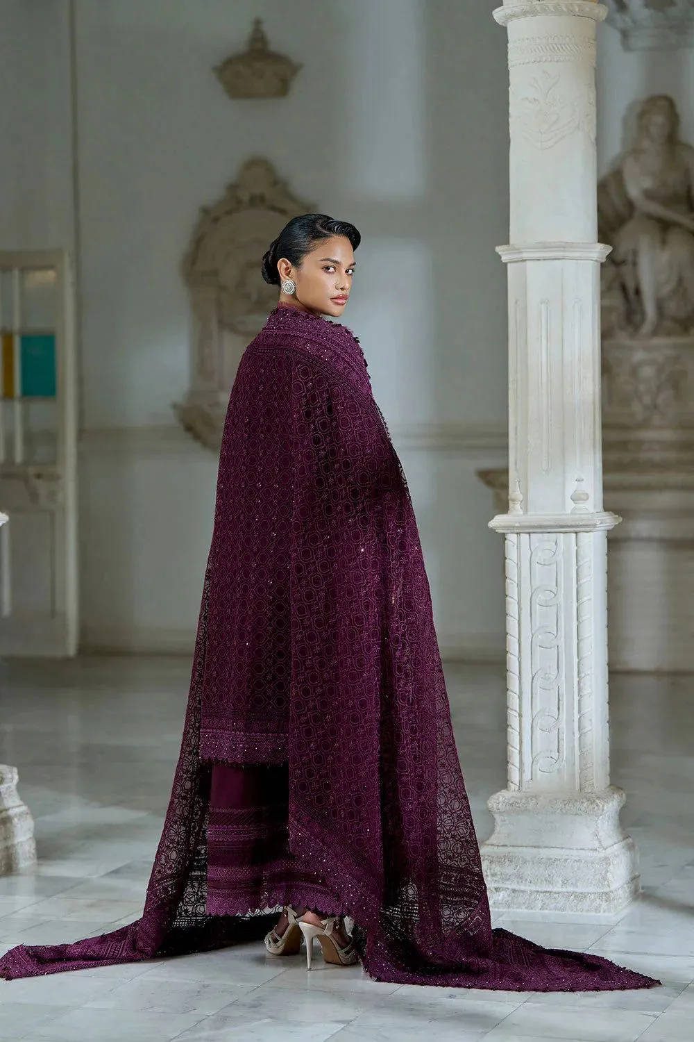 SOBIA NAZIR LUXURY LAWN