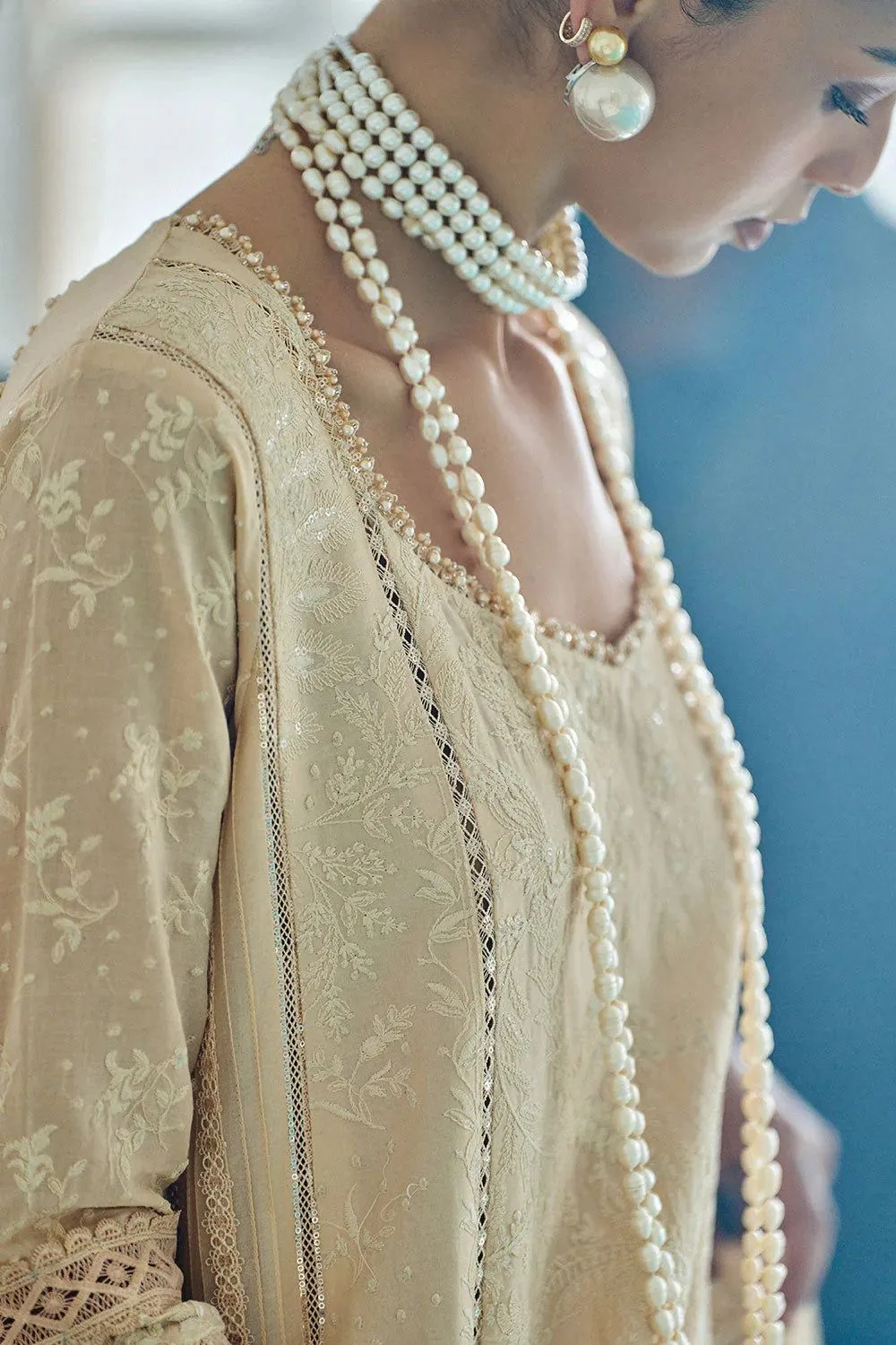 SOBIA NAZIR LUXURY LAWN