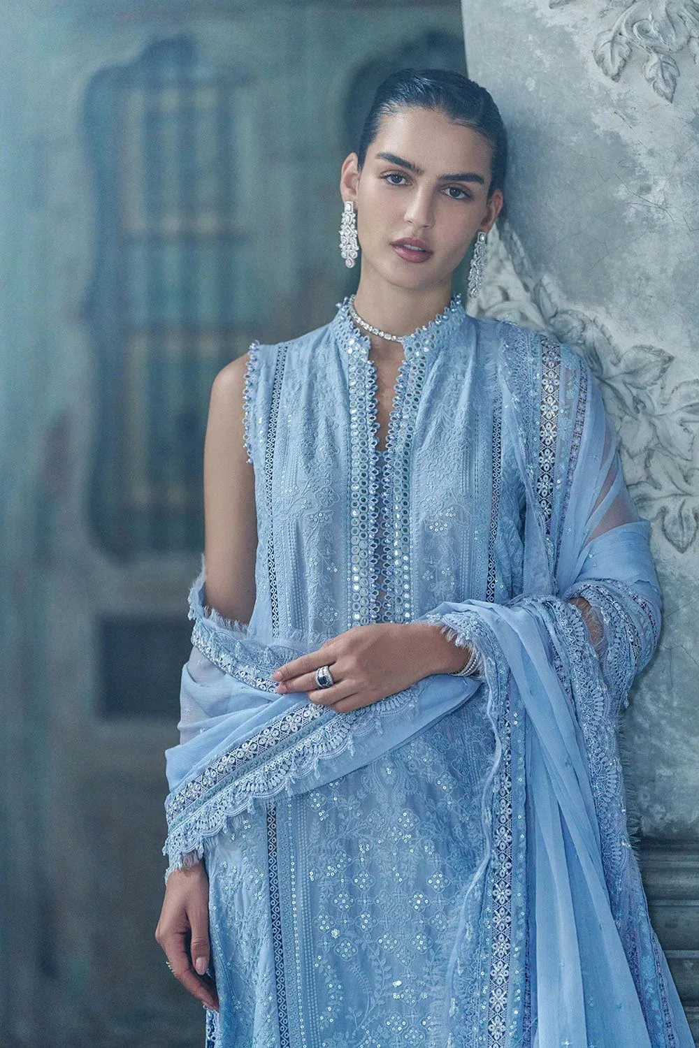 SOBIA NAZIR LUXURY LAWN