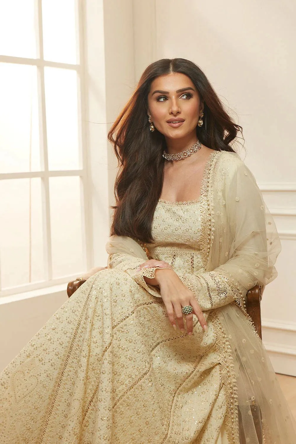 SOBIA NAZIR LUXURY LAWN