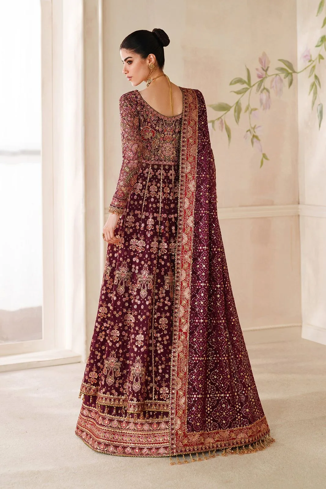 BAROQUE CHANTELLE FORMAL
