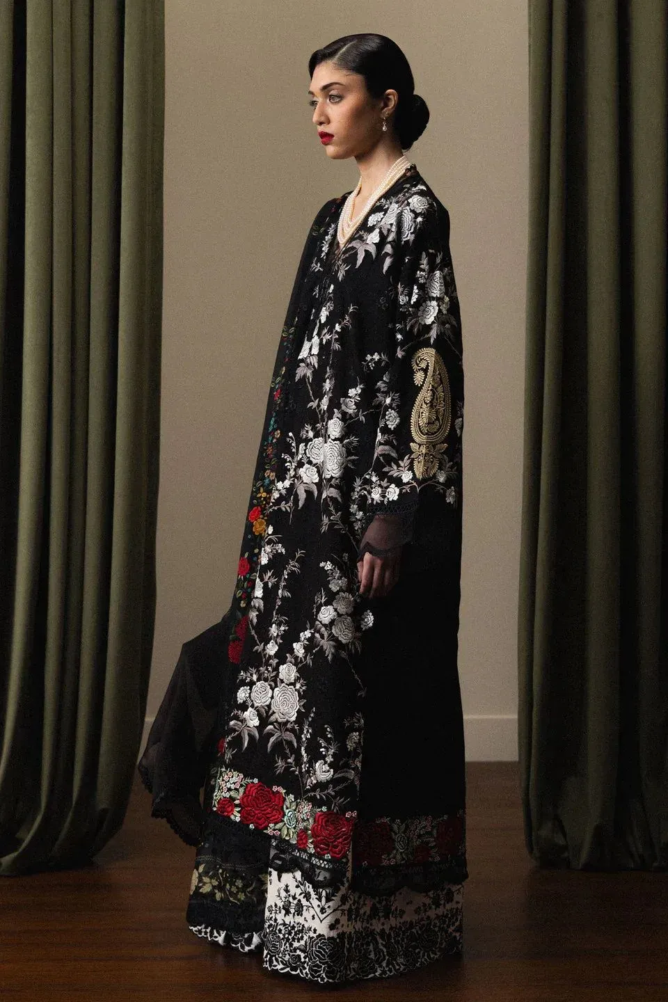 ZARA SHAHJAHAN SATORI