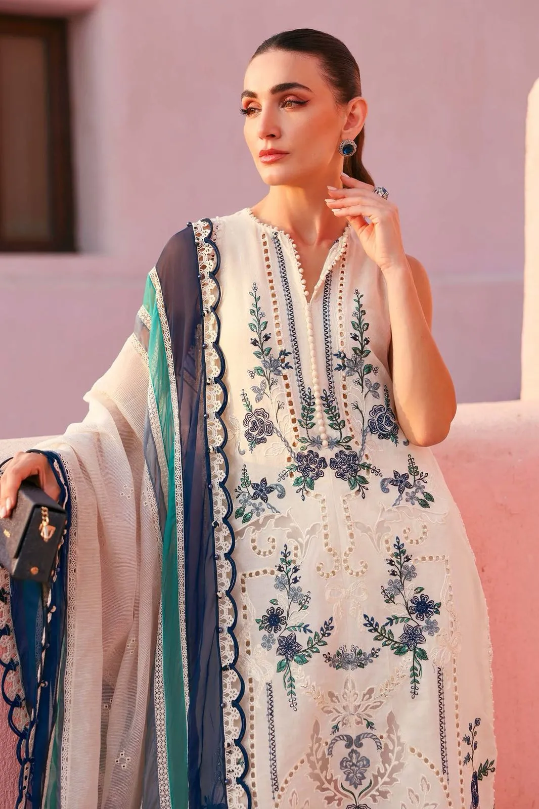 MARIA B LUXURY LAWN