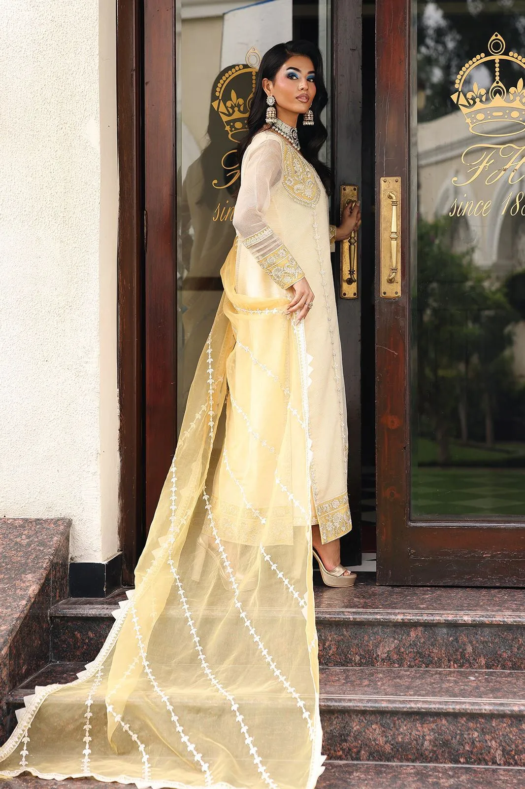 CHARIZMA RTW
