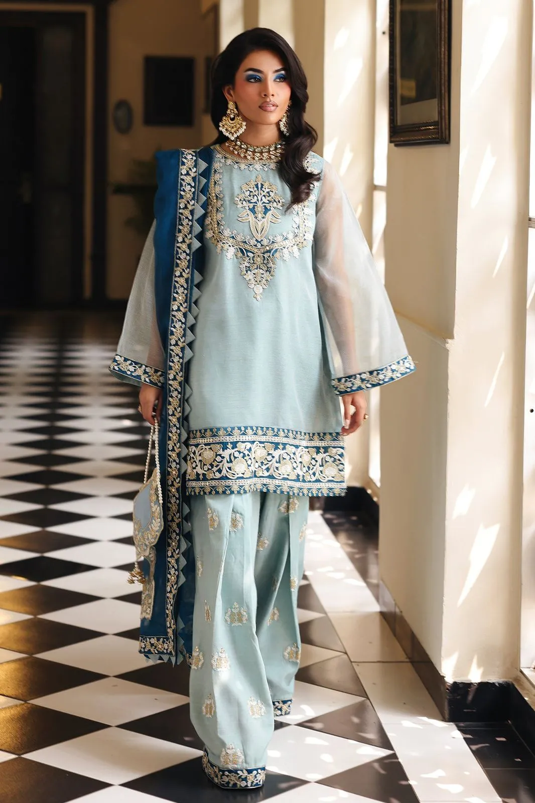 CHARIZMA RTW