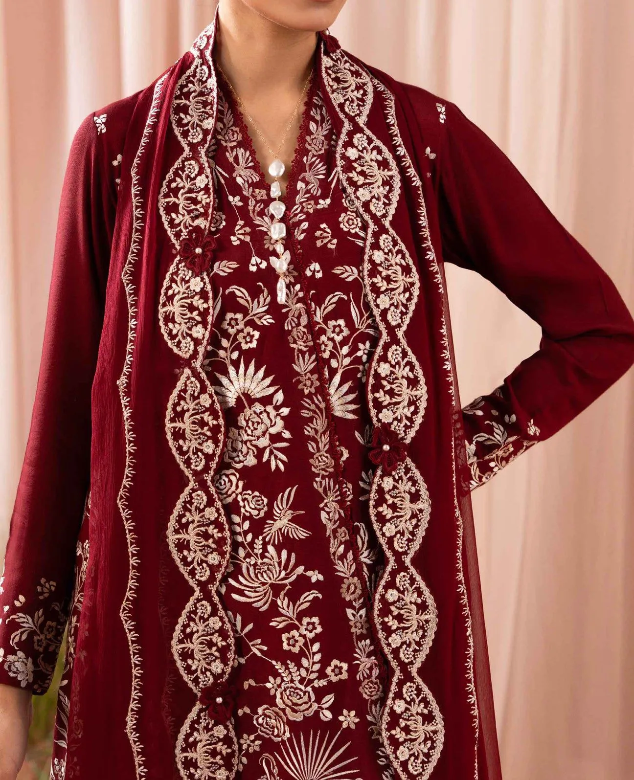 REPUBLIC WOMENSWEAR PREMIUM PRET