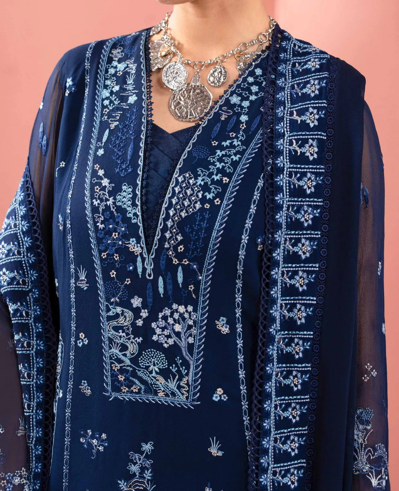 REPUBLIC WOMENSWEAR PREMIUM PRET