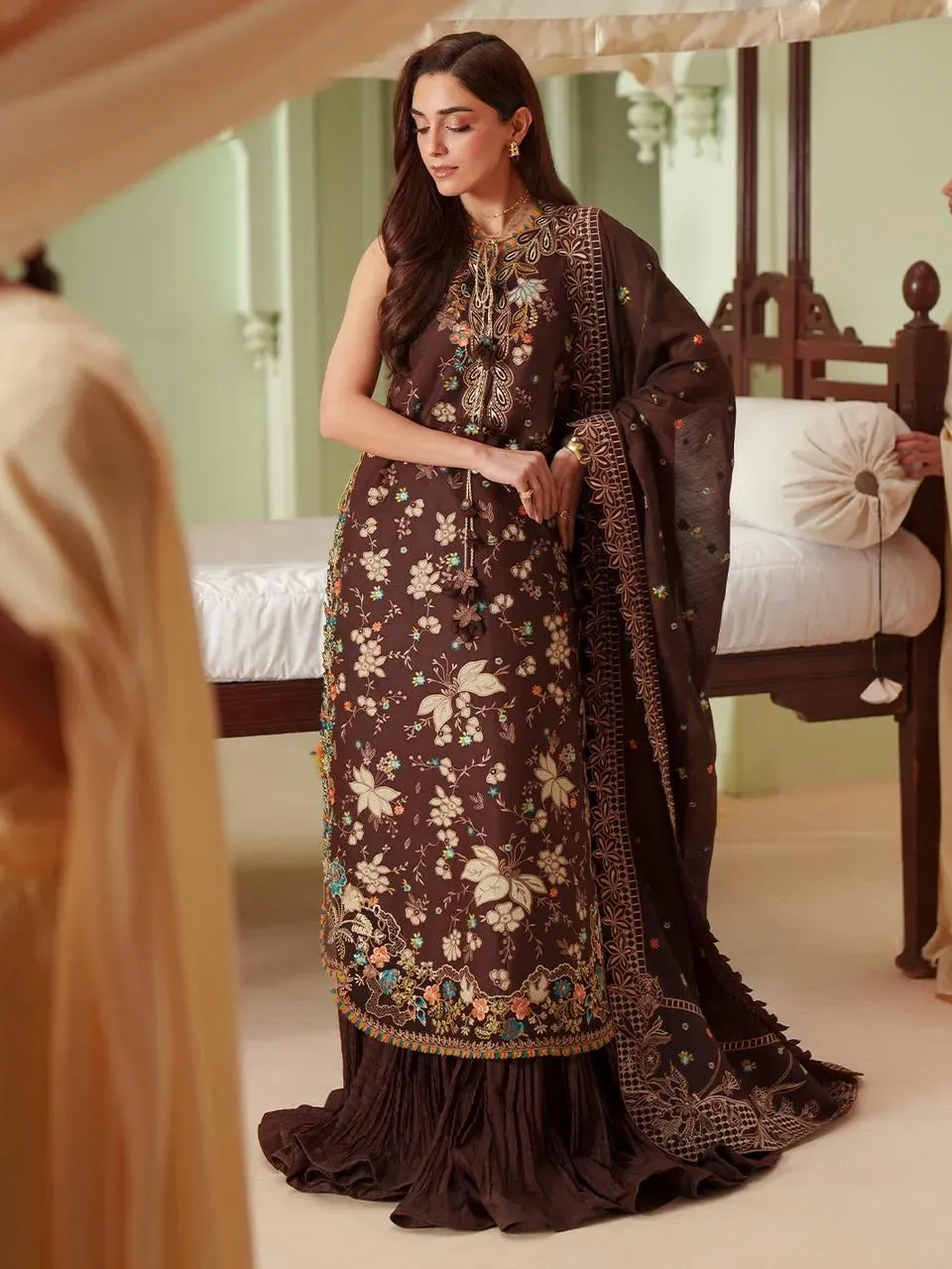 BIN ILYAS Mashriq La-Donna stitched