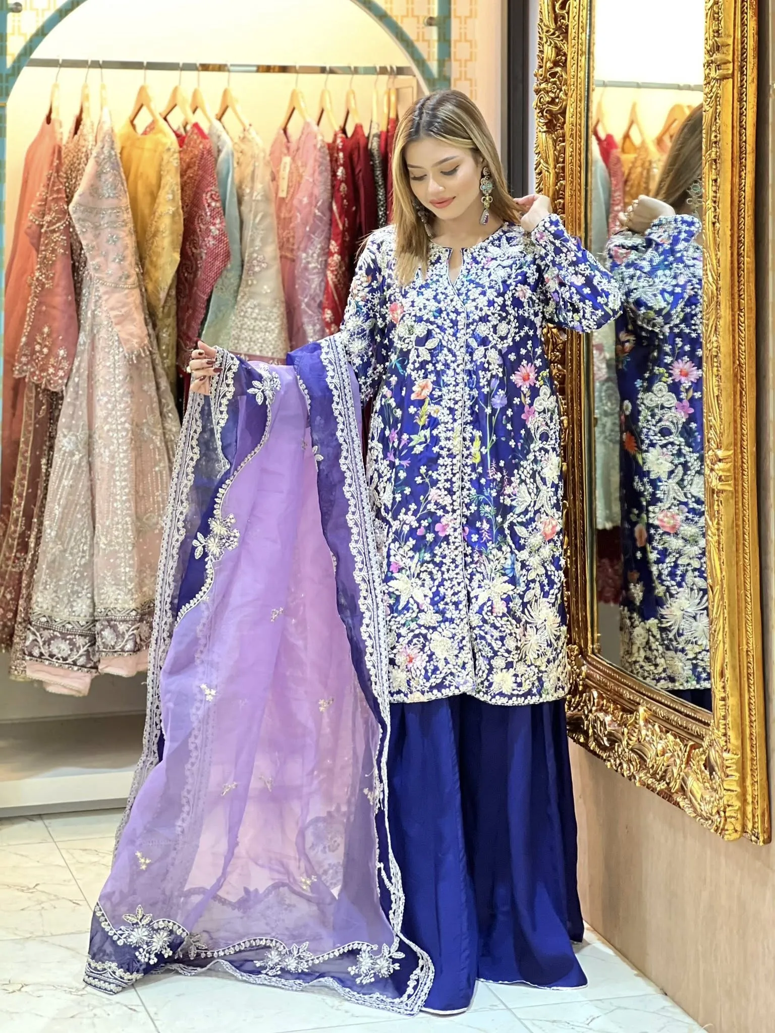 SORAYA La-Donna stitched