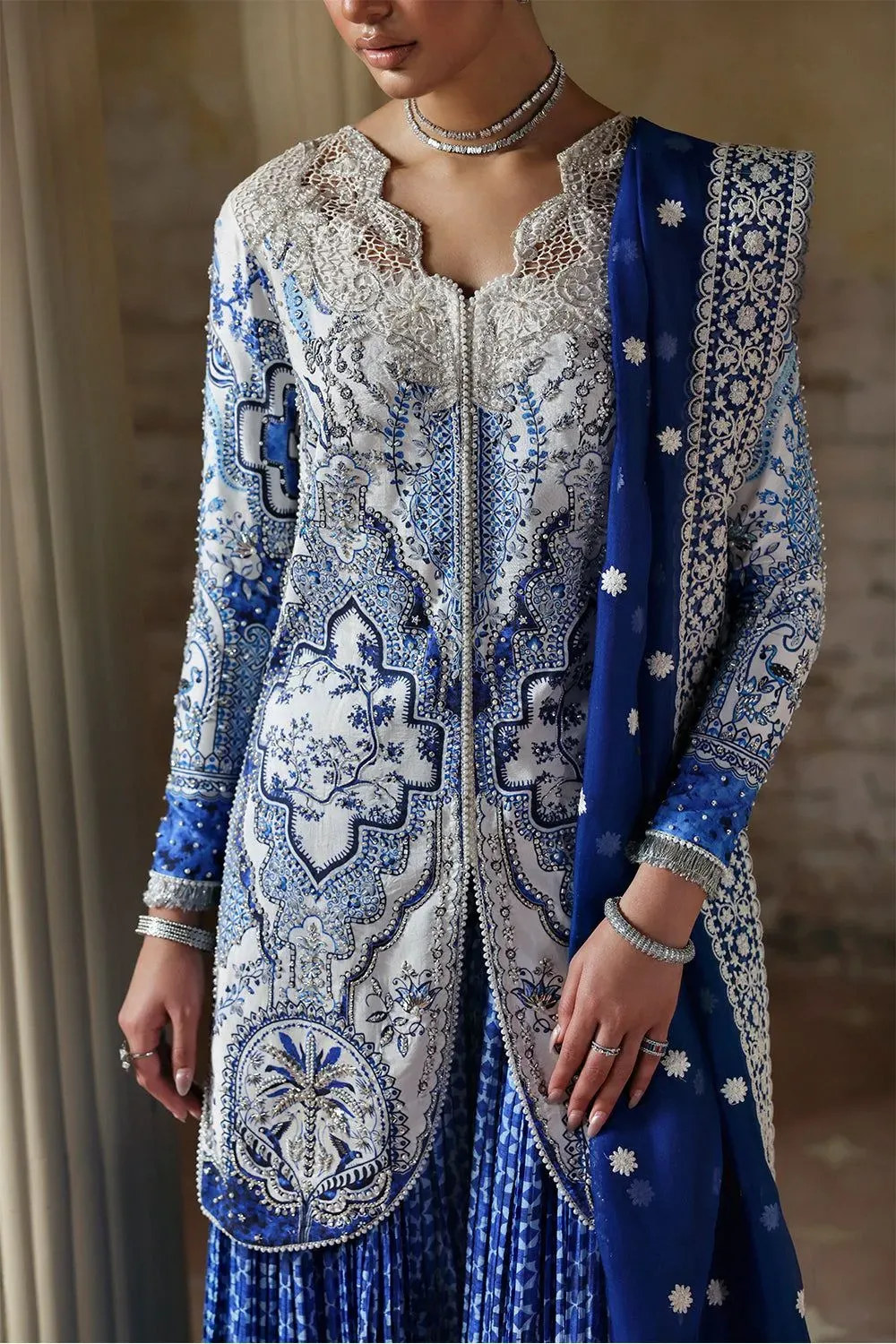 SORAYA La-Donna stitched