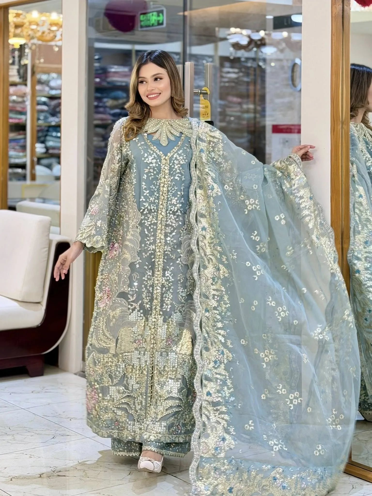 AFROZEH La-Donna stitched