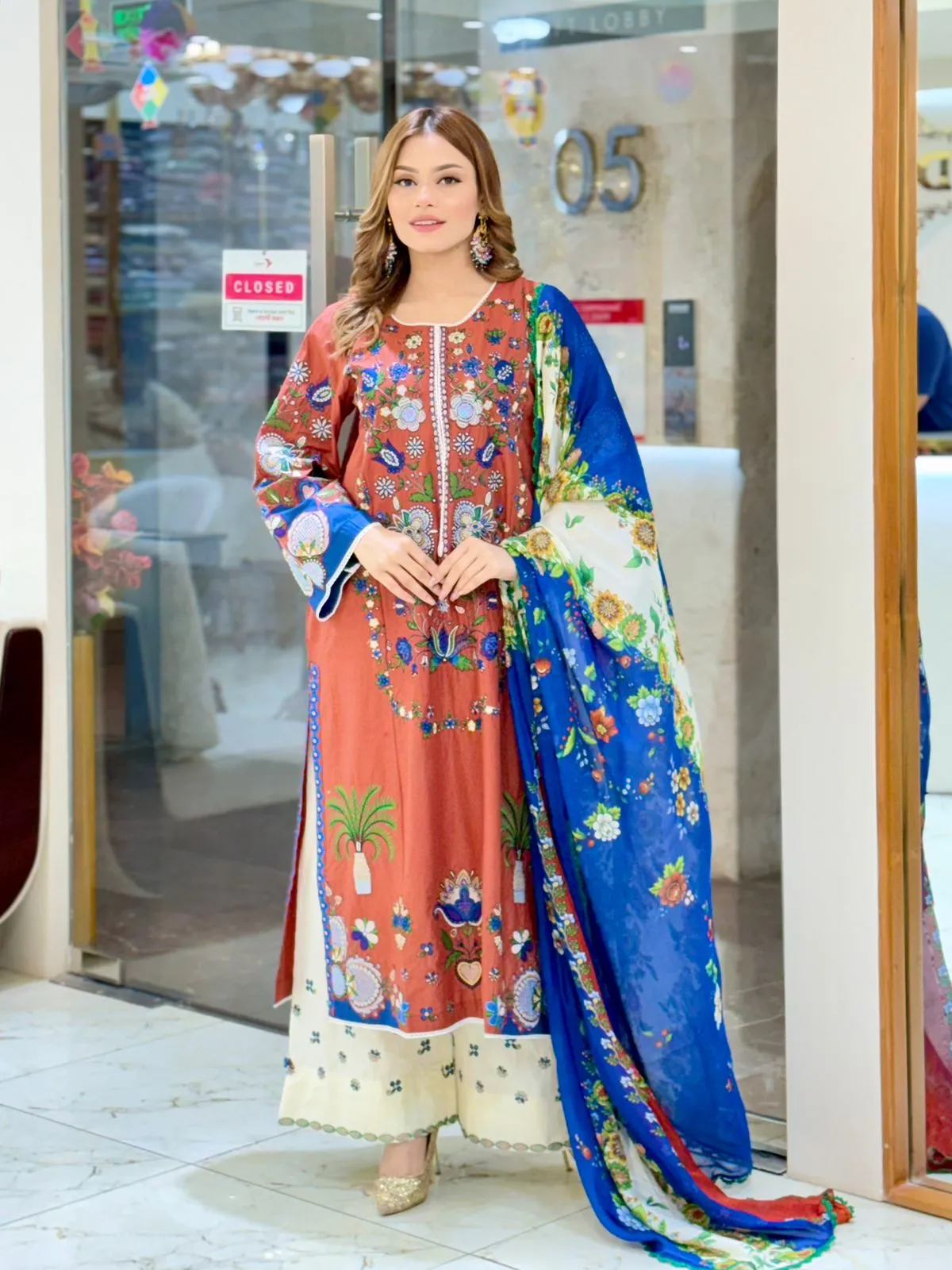 JUGNU la donna stitch