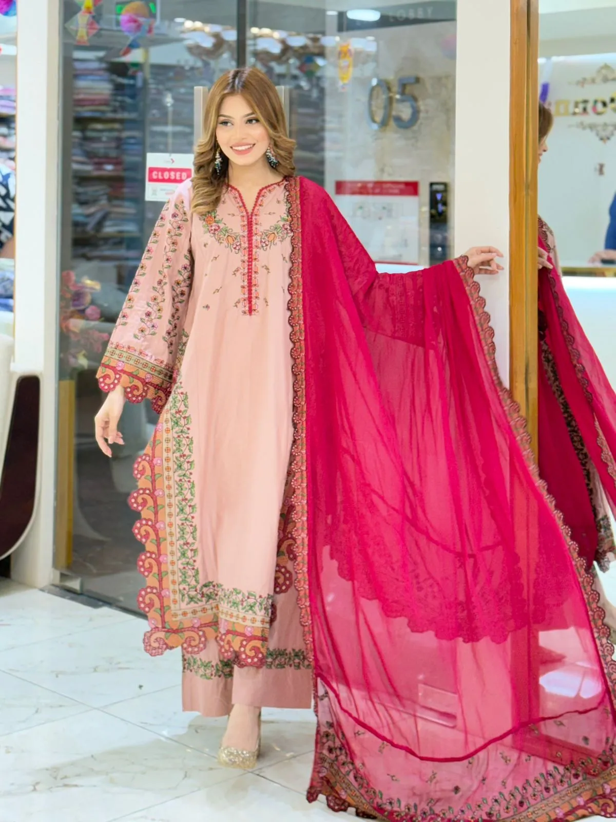 JUGNU la donna stitch