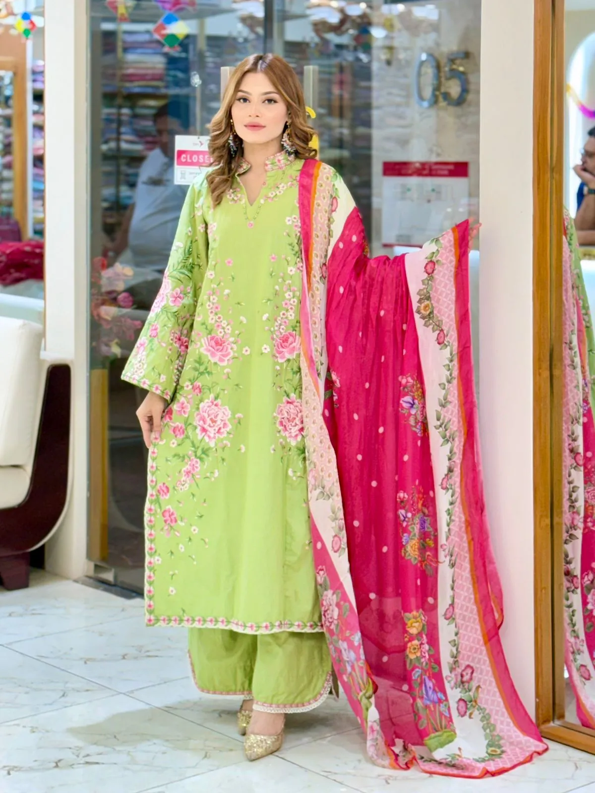 JUGNU la donna stitch