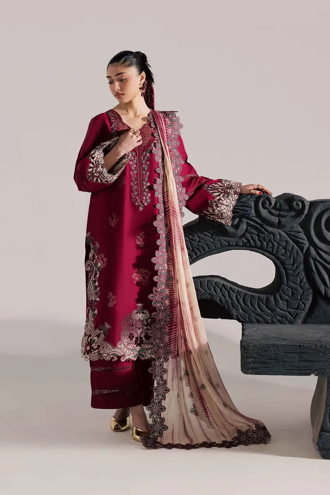 VANYA RTW