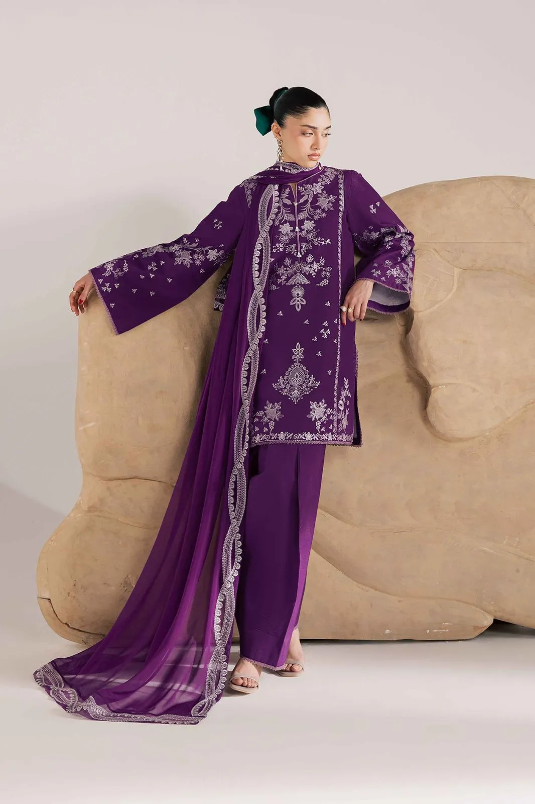 VANYA RTW