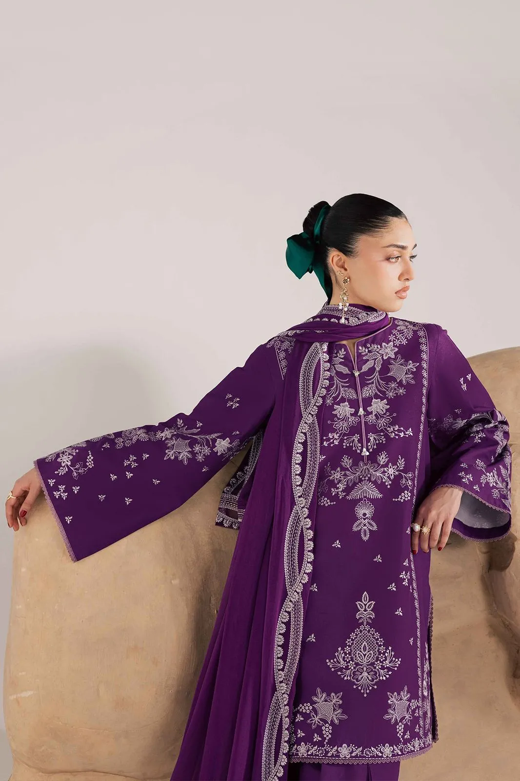 VANYA RTW