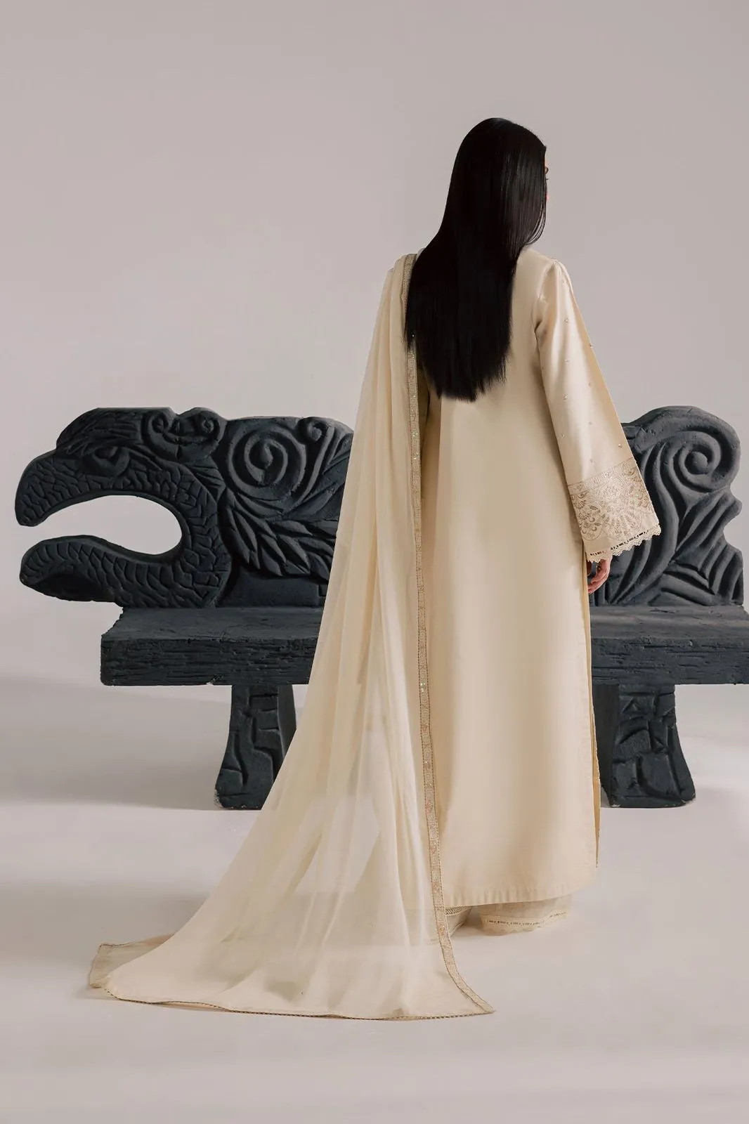 VANYA RTW