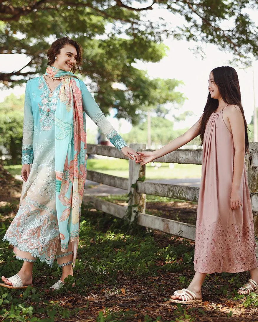 MUSHQ Solace | Ombre Chikankari