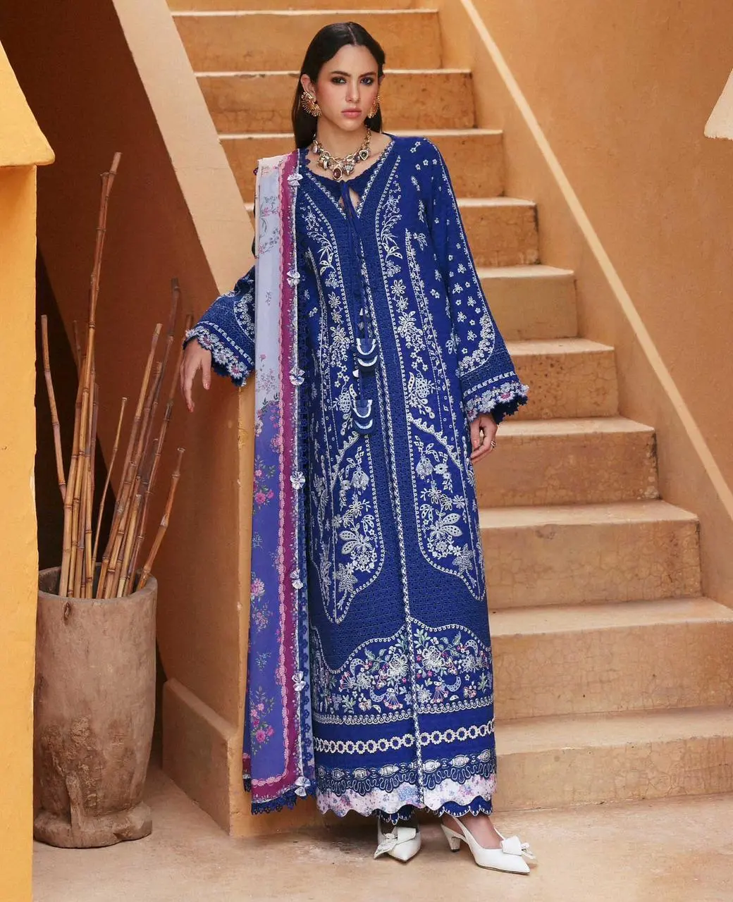 REPUBLIC WOMENSWEAR Embroidery Pret