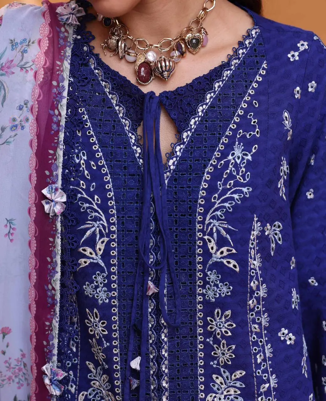 REPUBLIC WOMENSWEAR Embroidery Pret