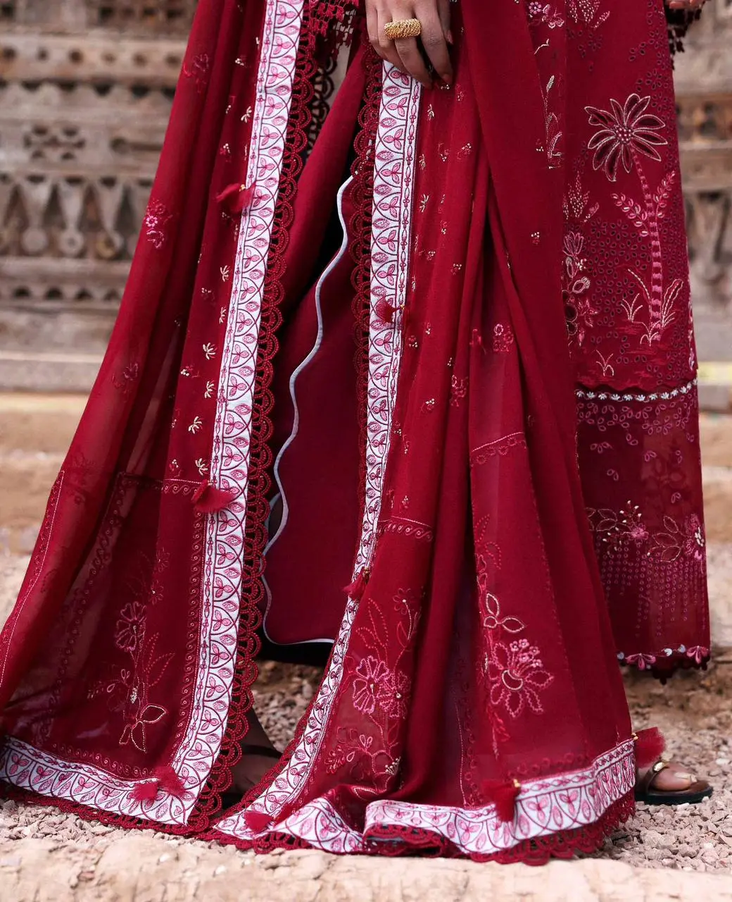 REPUBLIC WOMENSWEAR Embroidery Pret