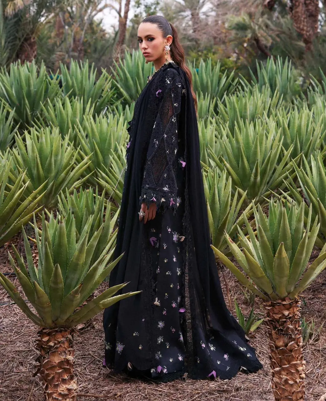 REPUBLIC WOMENSWEAR Embroidery Pret