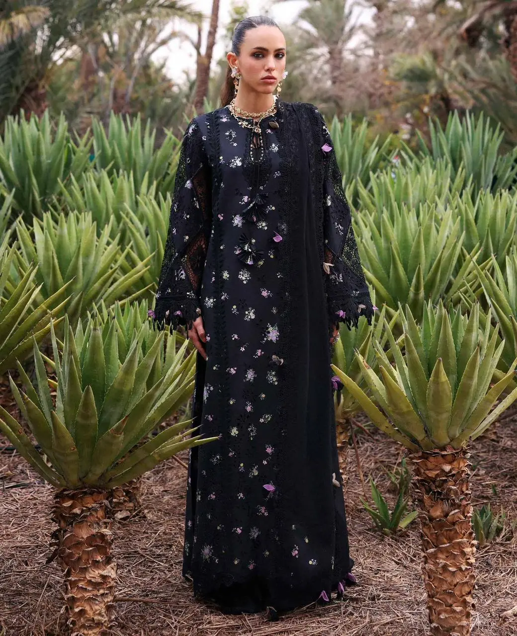 REPUBLIC WOMENSWEAR Embroidery Pret