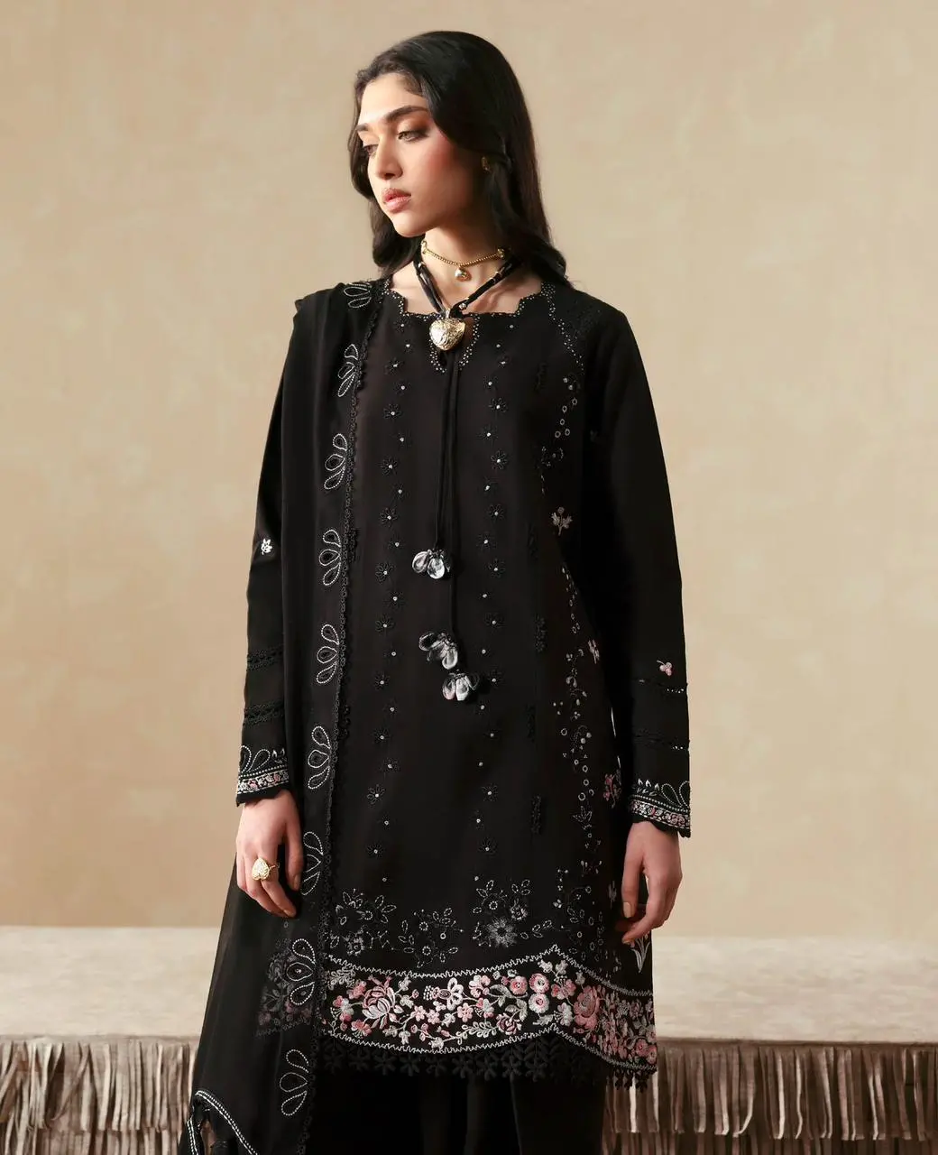 REPUBLIC WOMENSWEAR Basic Pret
