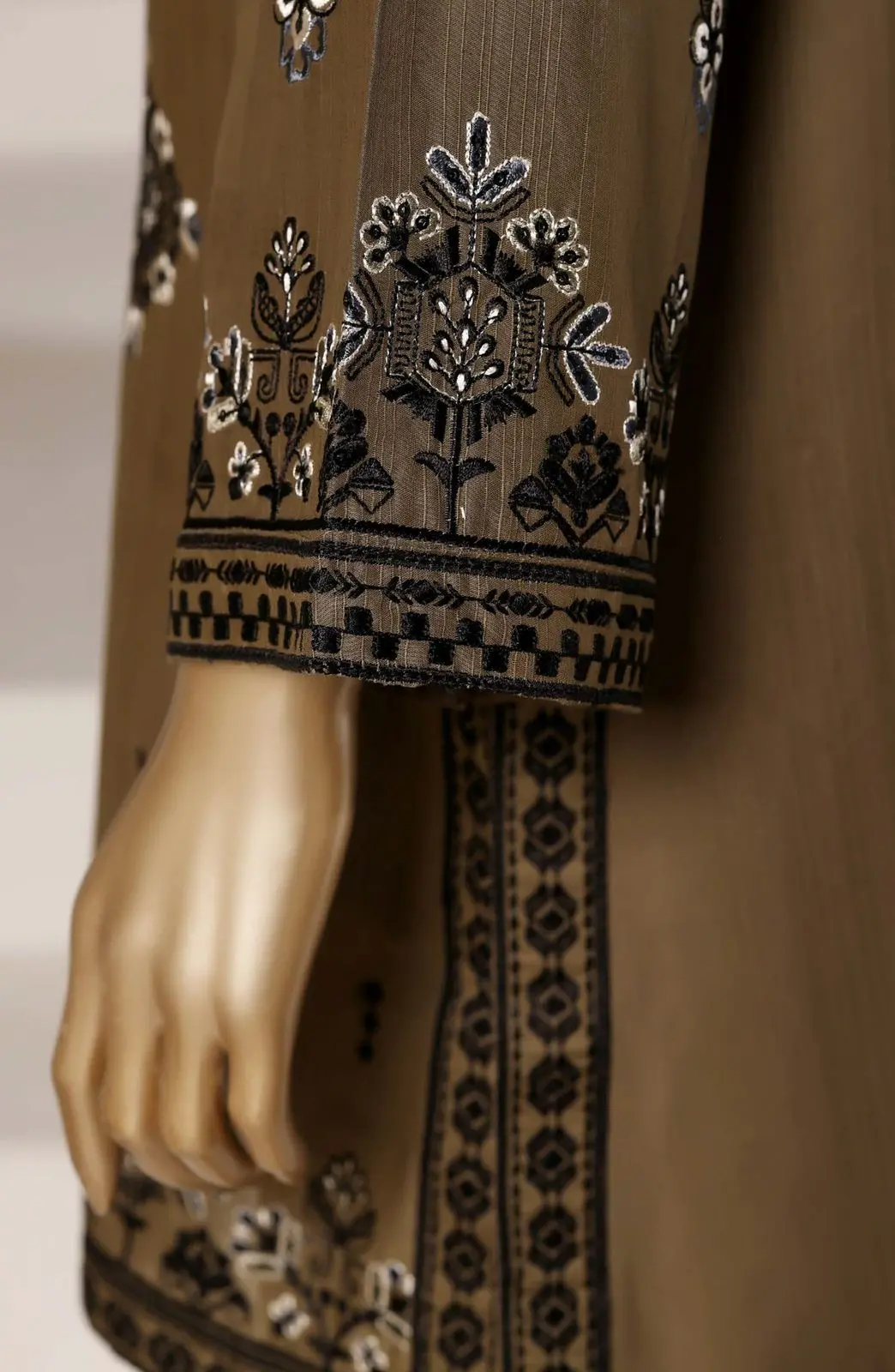 SADABAHAR EMBROIDERED EID COLLECTION 26 