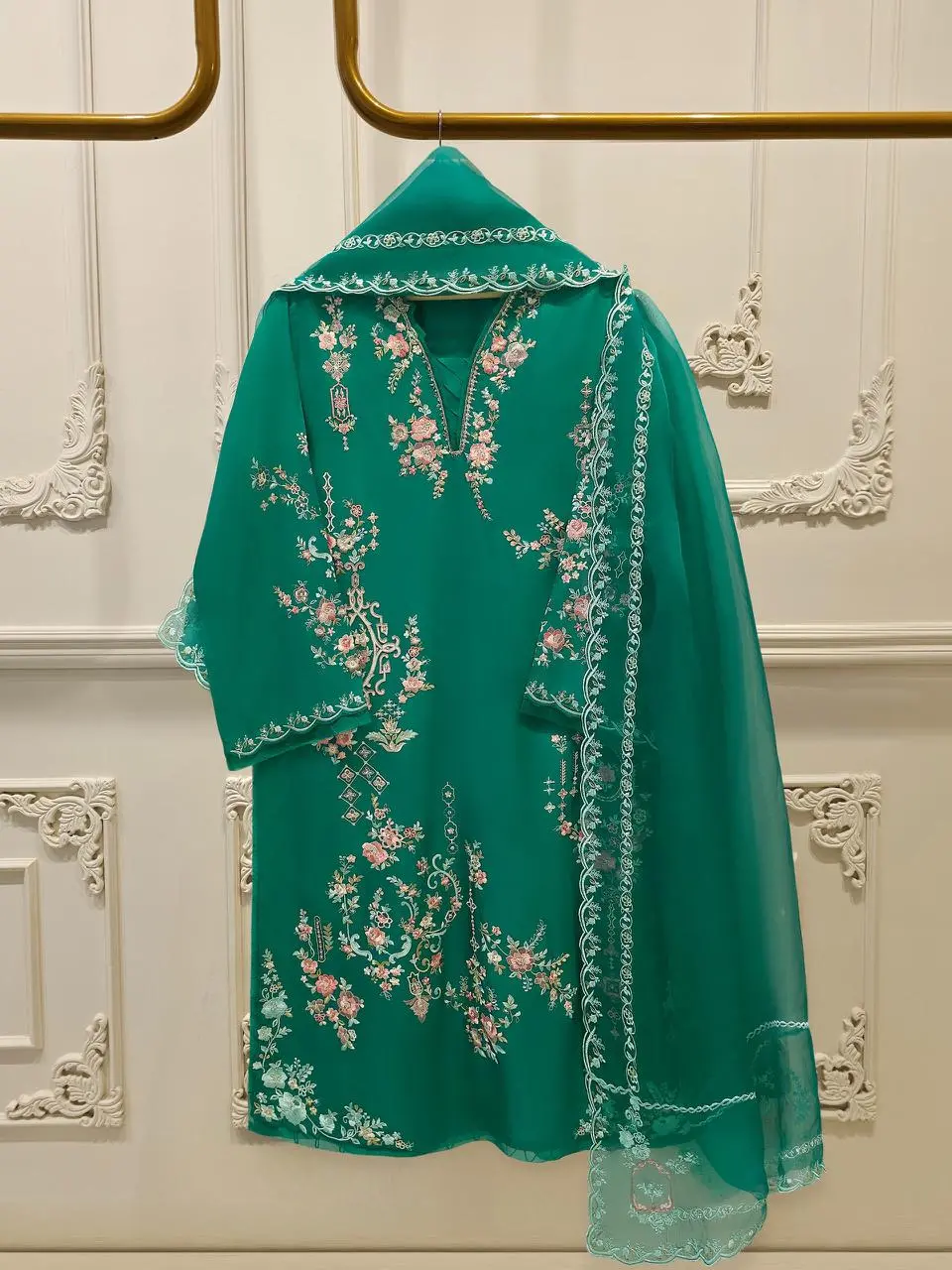 AGHA NOOR RTW