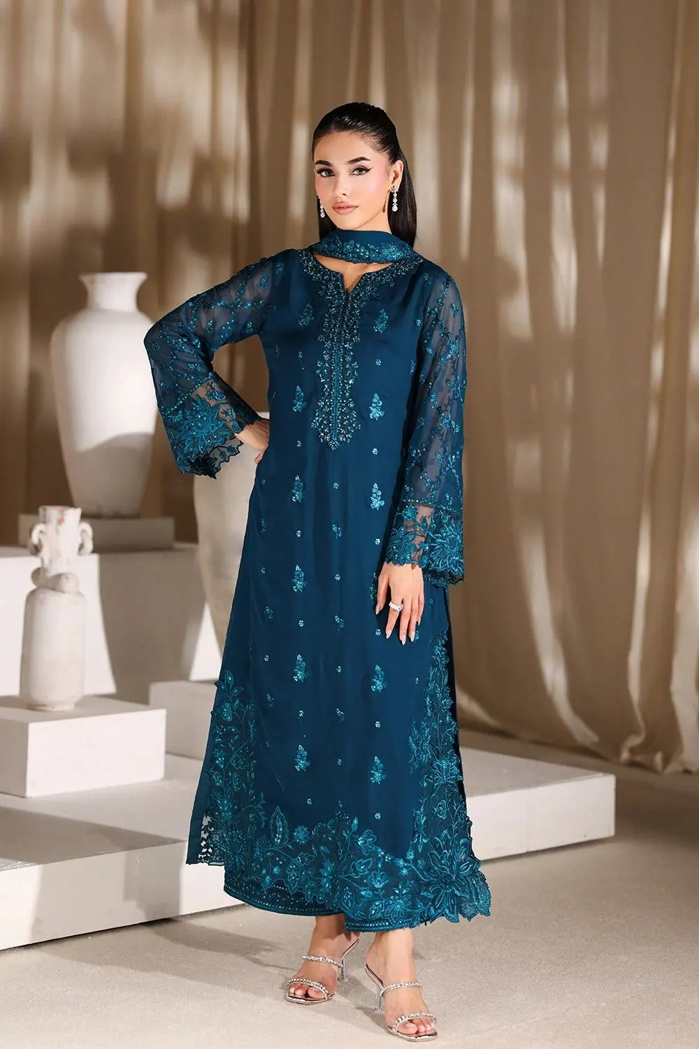 AZURE LUXE