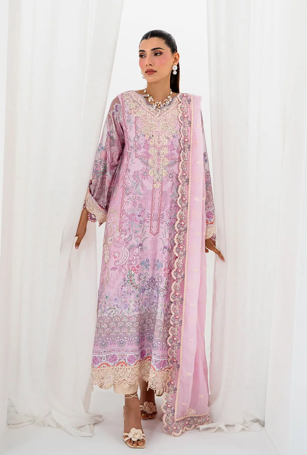 AJR LUXE 26 RTW