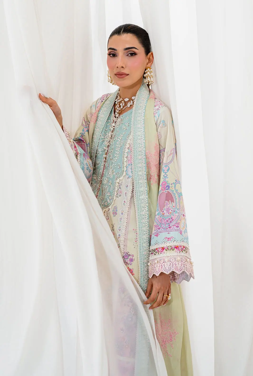AJR LUXE 26 RTW