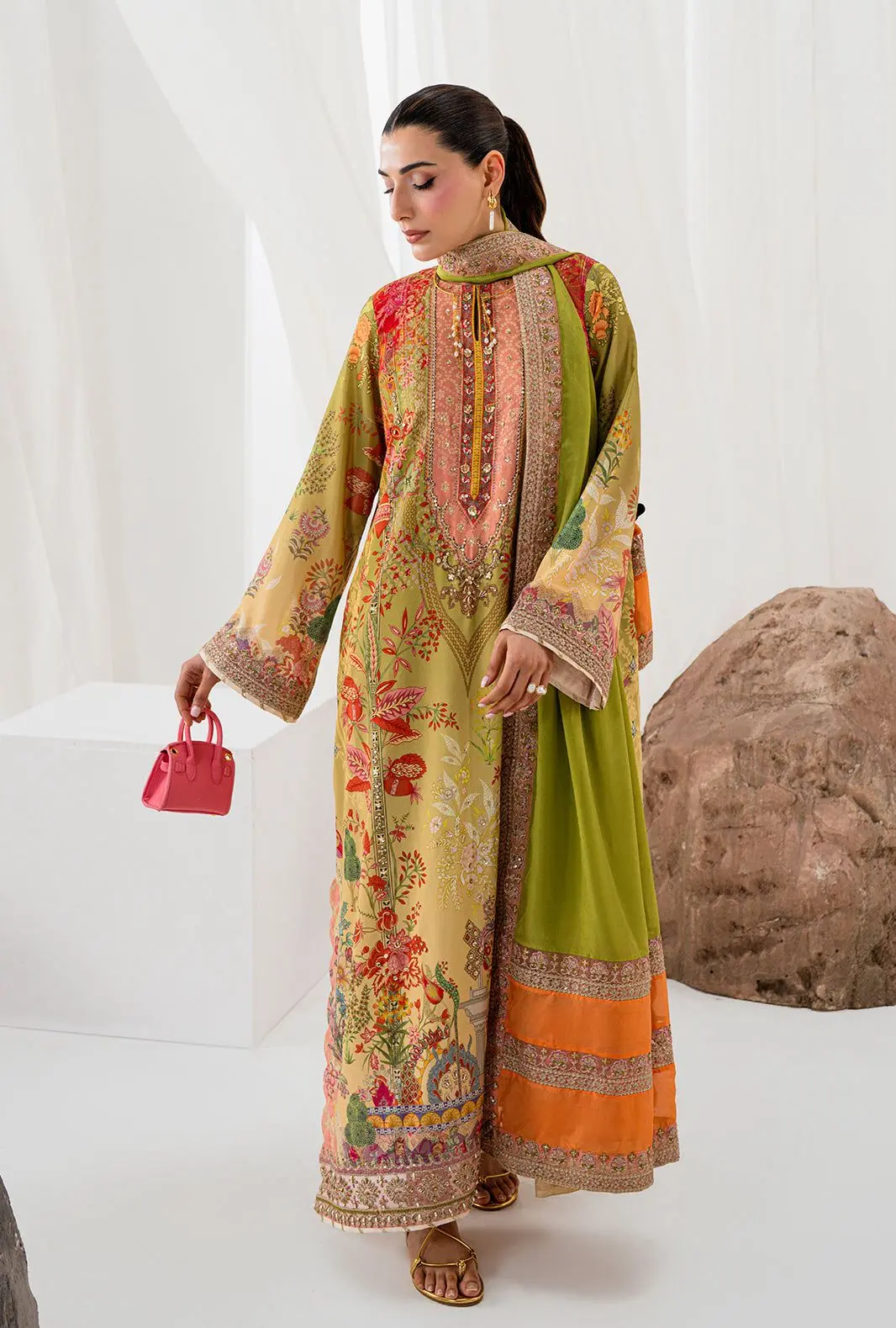AJR LUXE 26 RTW