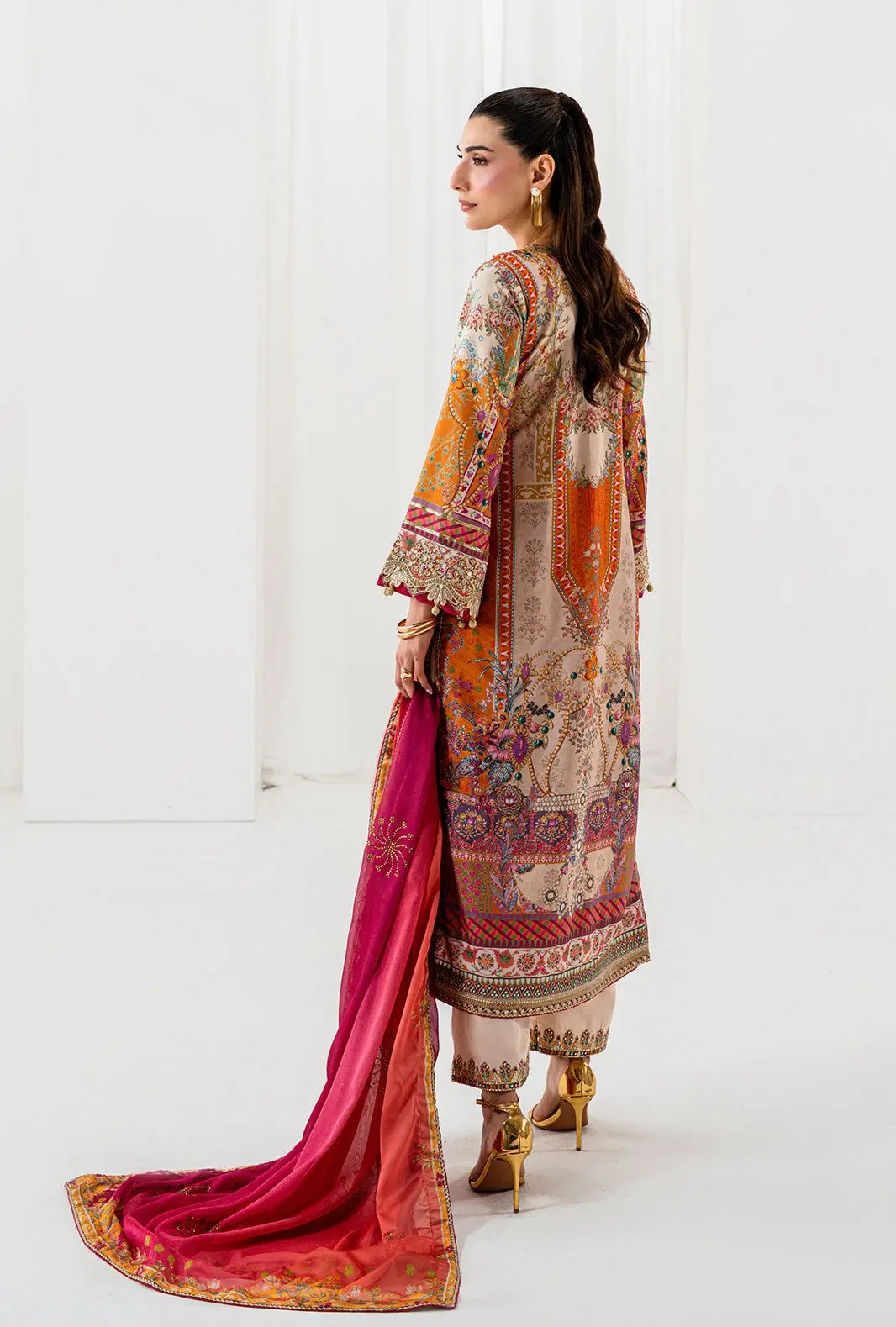 AJR LUXE 26 RTW