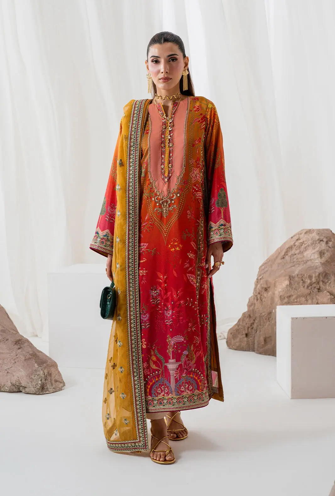 AJR LUXE 26 RTW