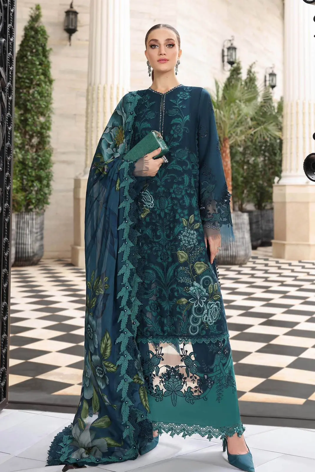 MARIA B LUXURY LAWN