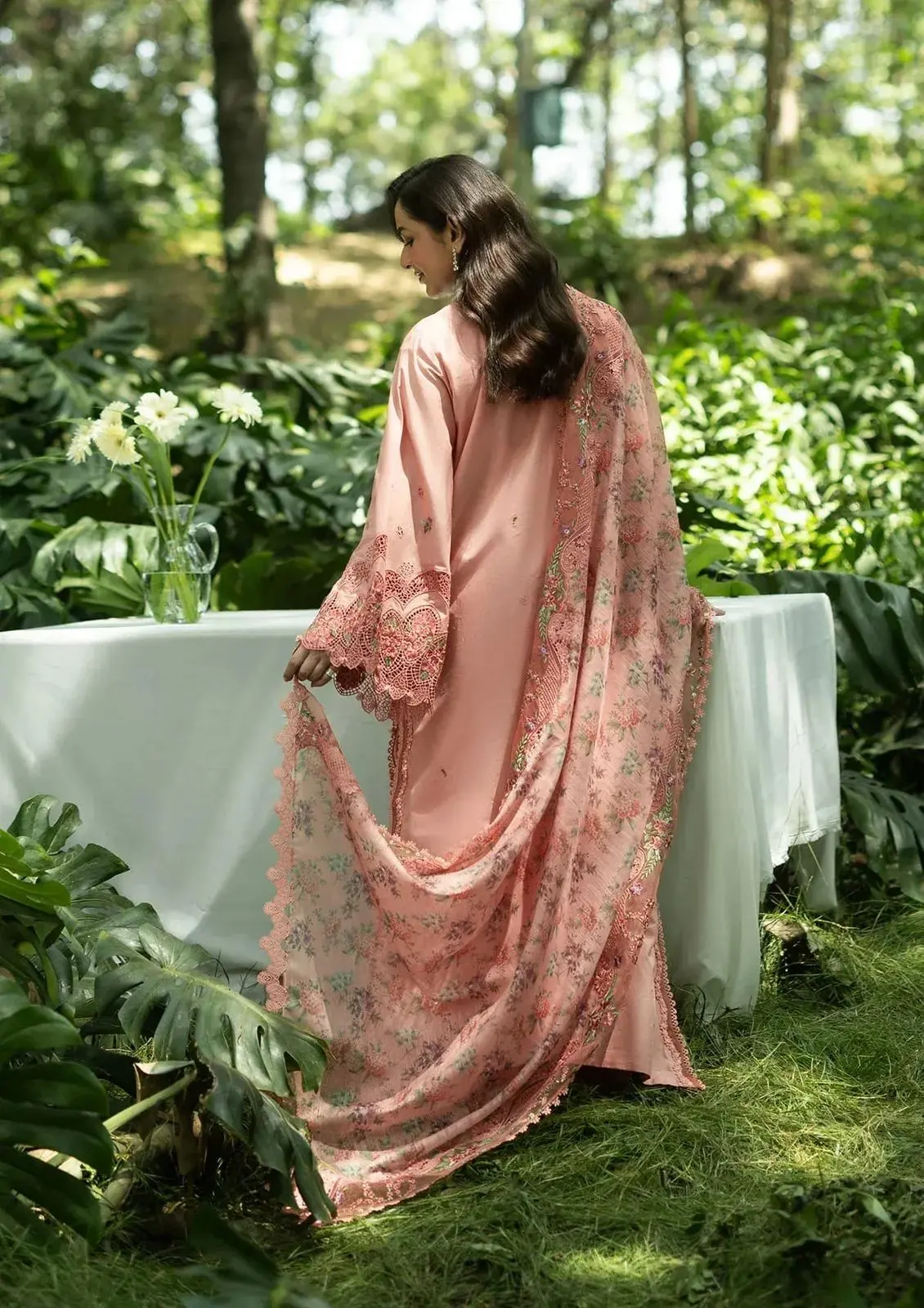 ELAF Luxury lawn
