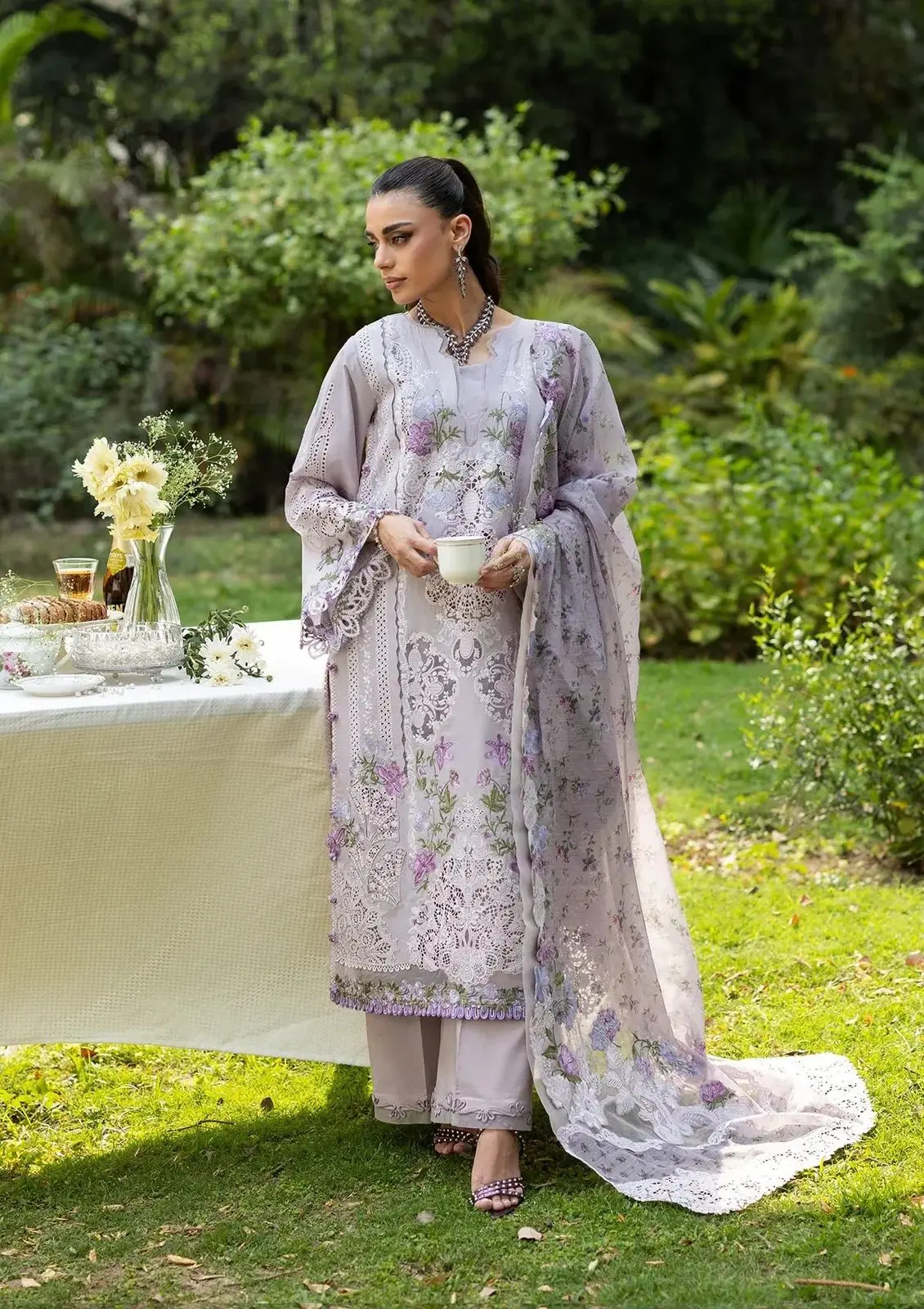 ELAF Luxury lawn