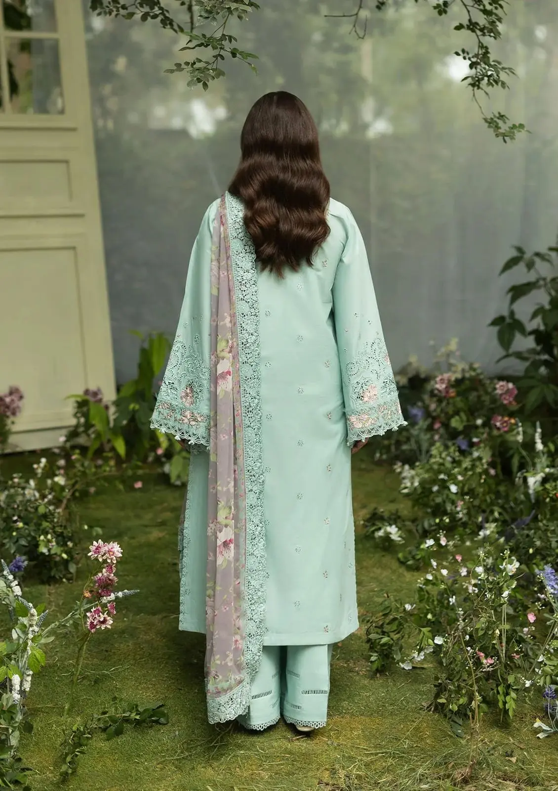ELAF Luxury lawn