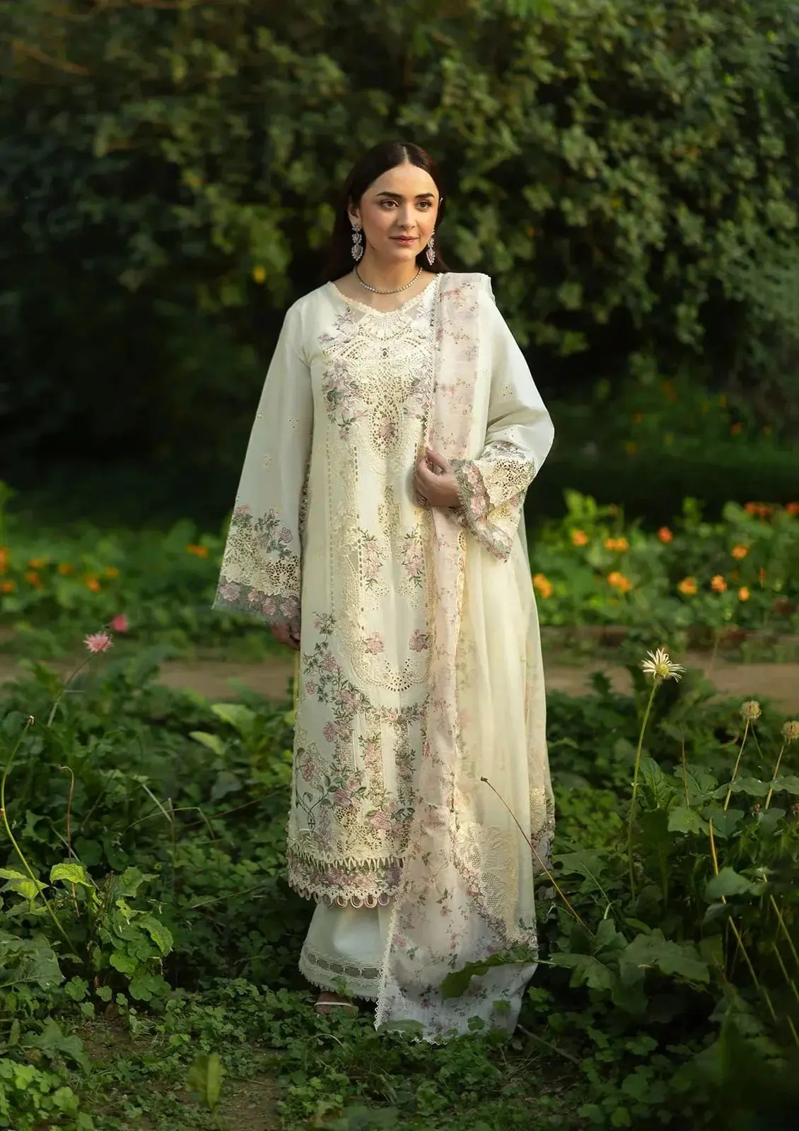 ELAF Luxury lawn