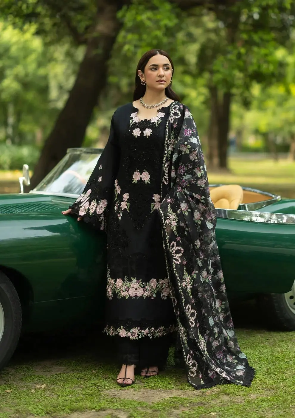 ELAF Luxury lawn