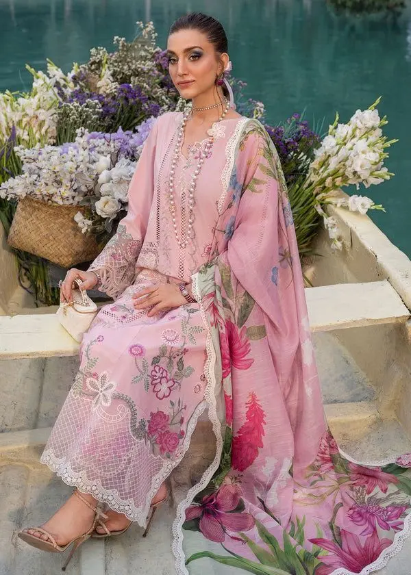 SAIRA SHAKIRA BLOOM