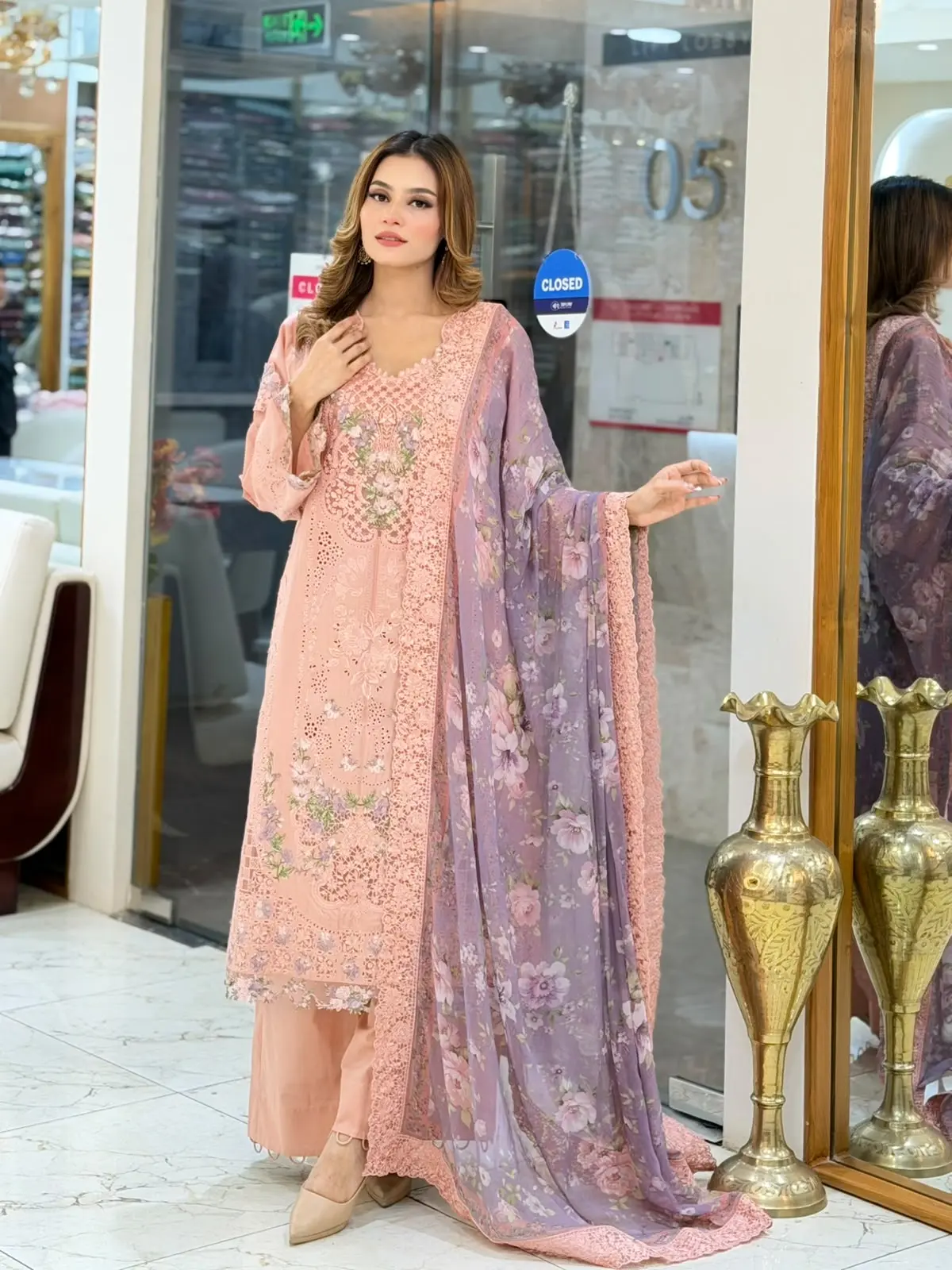 ELAF Luxury (LA-DONNA STITCHED)